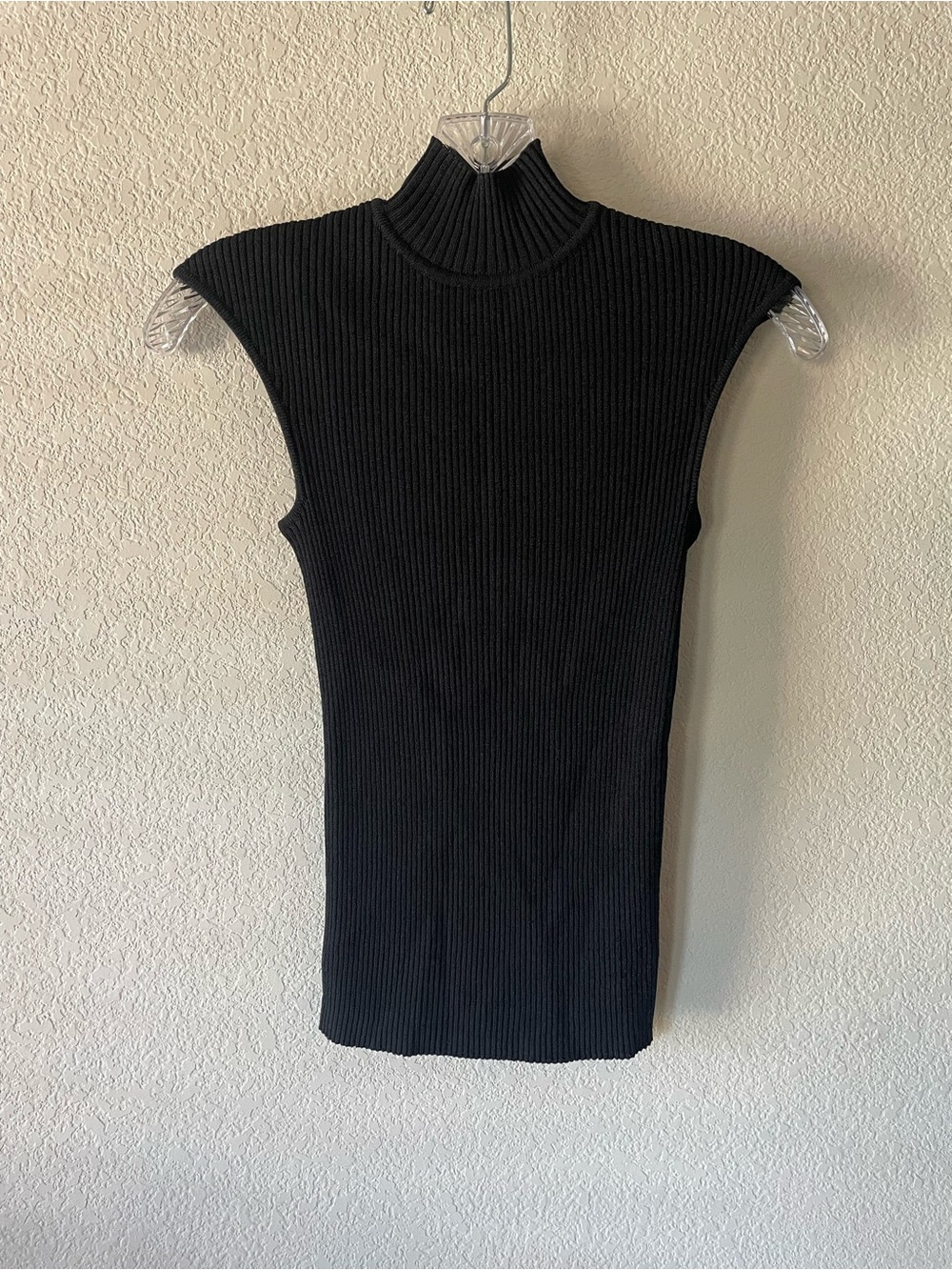 Laundry By Shelli Segal Black Sleeveless Ribbed Mock Neck Tank